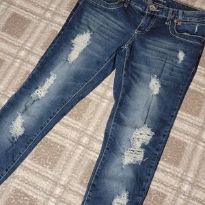Ariya Jeans, Ripped Skinny, size 5/6 💕